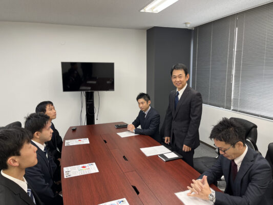 新入社員の入社式を行いました